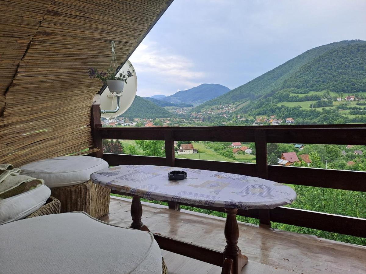 Natural House Visoko Extérieur photo