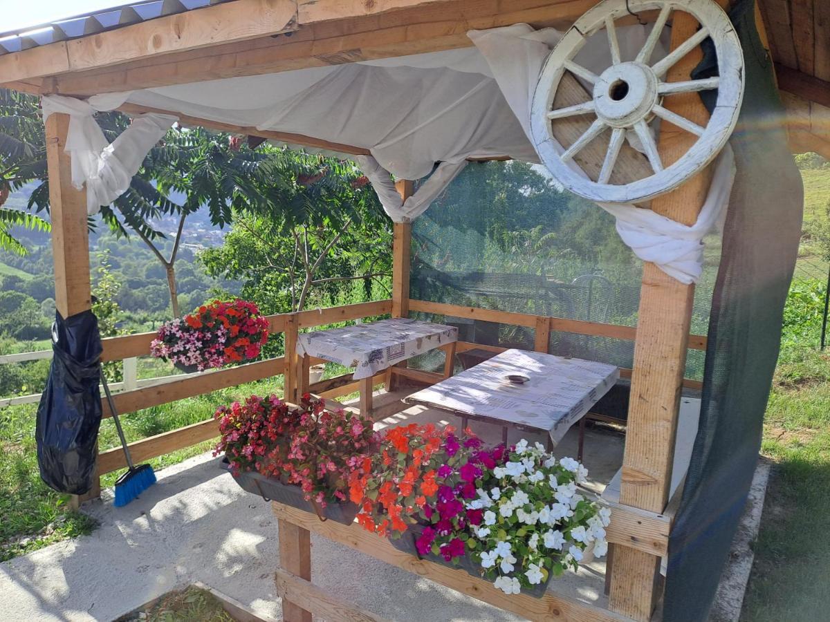 Natural House Visoko Extérieur photo